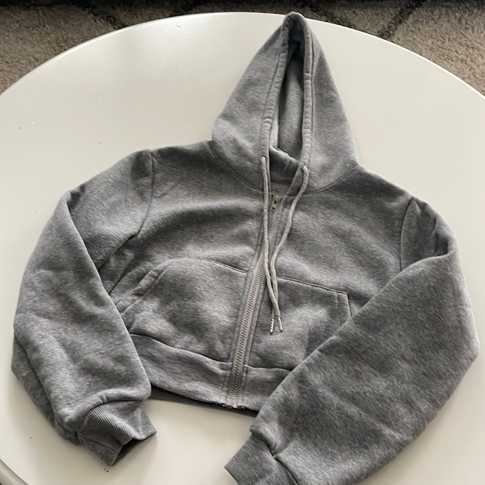 Shein women’s hooded cropped sweatshirt